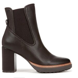 NWOT Elegant Brown Faux Leather Ankle Boots by Naturalizer-Size 10